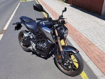 Honda CB 125R