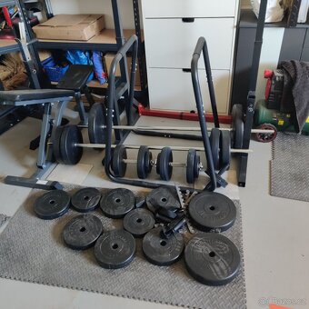 🏋️‍♂️ DOMÁCÍ POSILOVNA – KOMPLETNÍ SET NA PRODEJ 🏠💪