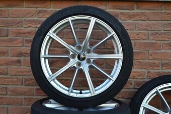5x112 R19 Zimní sada org. Audi RS4 B9 / RS5 8W + 235/40 R19