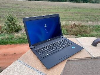 Lenovo B590
