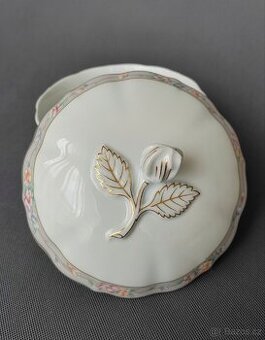 Krásná porcelánová bonboniéra/dóza od Hutschenreuther