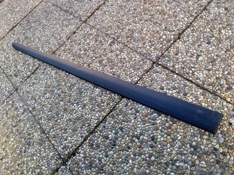 Toyota Yaris II 2 2005 - 2012 - lista na dvere prava predna