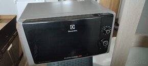 Mikrovlnná trouba Electrolux Ems21400S