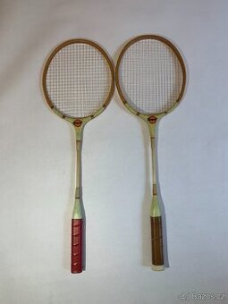 Badmintonové retro rakety Komet