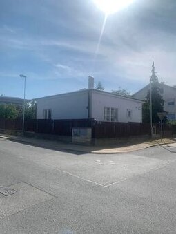 Pronájem bytu 3+1 100 m² - 1