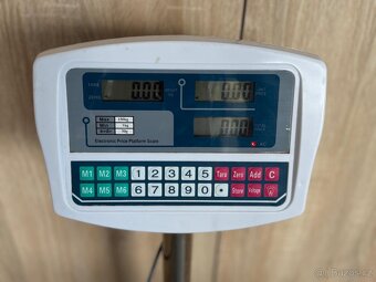Můstková digitální váha do 150kg