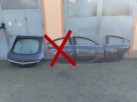 Dveře Insignia A - Z168 - sedan