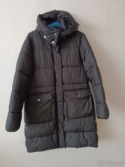 Černý kabát vel. L