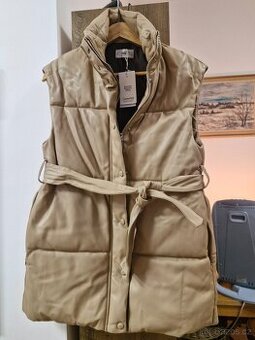 Luxusní koženková vesta zn. MANGO