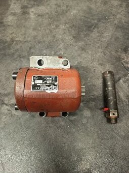 Hydraulické čerpadlo + ventil zetor 7011-7745