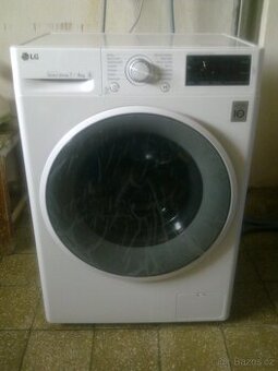 Prodám pračku se sušičkou 7/4, LG F72U2HDM0N.