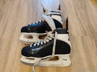 Dětská brusle chlapecké 37