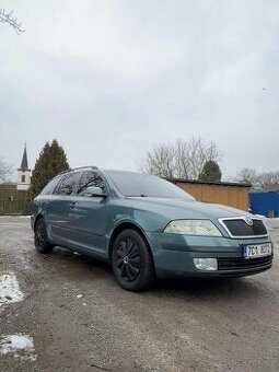 Škoda octavia 2 combi 2.0 TDI - 1