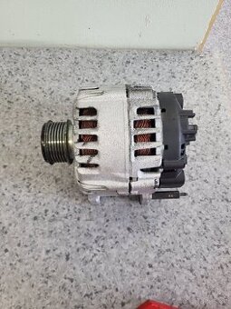 Alternátor octavia 2 140A rok starý