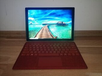 Tablet s klávesnicí Microsoft Surface Pro 4