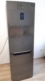 Kombinovaná chladnička Samsung