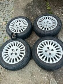 Al kola  6Jx15 CH4-27 s pneu 185/60 R15 88H -4 ks