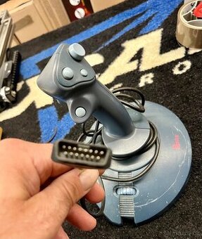 Genius herni ovladac retro