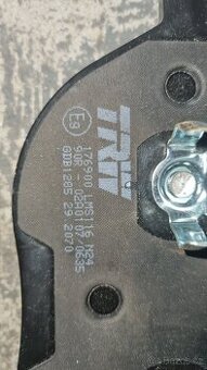 Brzdové destičky GDB1285