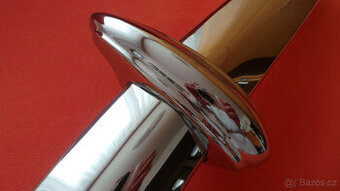 Škoda Popular nárazník kapotový znak a těžítko Porsche