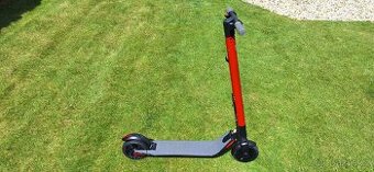 Elektrokoloběžka Segway eXS KickScooter 300W