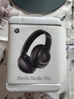 Apple Beats Studio Pro černé
