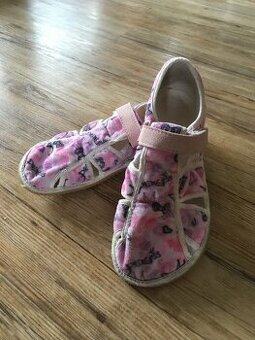 Jonap barefoot vel. 32