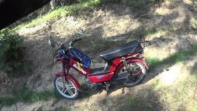 moped babeta  -HERO GIZMO