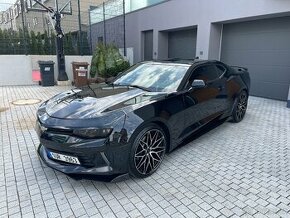 Chevrolet Camaro 2,0 Turbo 239kw.Rok 2019. FULL BLACK..