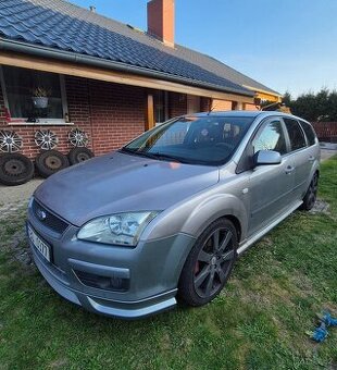 Ford Focus MK2 1.6 74kw 2005 STK do 2027