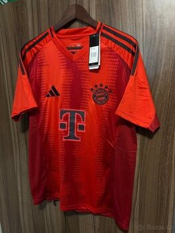 Bayern Munchen domácí dres 2024/2025 Davies 19 - 1