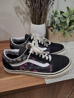 Pěkné tenisky zn. Vans vel.36 - 1