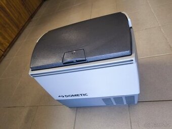 Kompresorová autochladnička / autolednice Dometic CDF 18