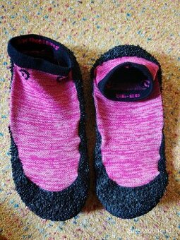 Dětské ponožkoboty Skinners Kids Candy Pink ve.: 33-35