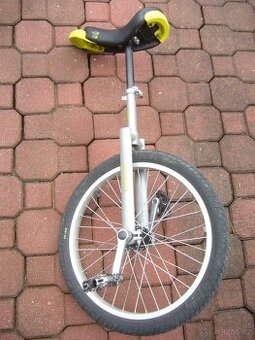 jednokolka OU-AX 20
