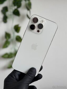 iPhone 15 Pro Max 256GB eSIM