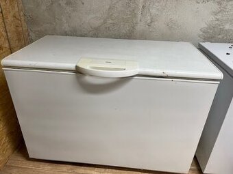 Pultový mrazák 255 l Zanussi