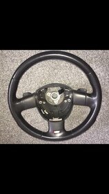 Audi S-line kožený volant s pádli řazení