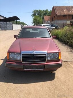 Mercedes 230E Rv-1987 ,benzín ,objem 2,276 ,97/5kw ,automat