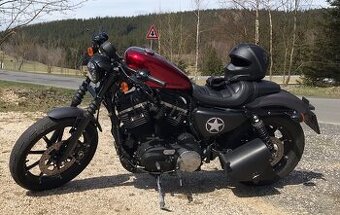 Harley Davidson Sportster XL 883N IRON