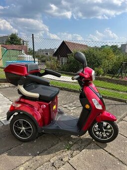 Elektrická tříkolka Selvo 31000