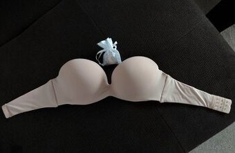 Podprsenka / balkonetka super push-up 70-75A z H&M