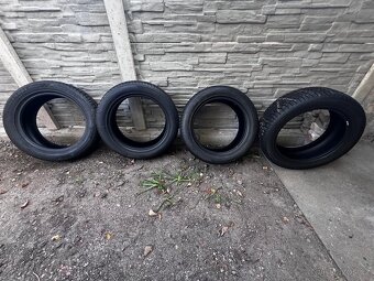 Hankook Winter icept evo2 – 215/55 R17