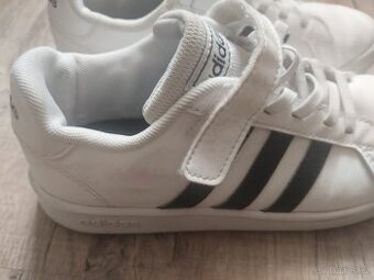 Botasky Adidas 32