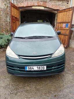 Previa 2.4 benzín 115 kw