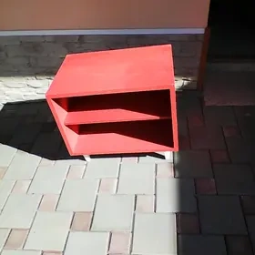 Stolek (botník) a stolička