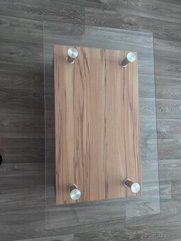 Konferenční stolek