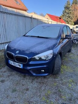 BMW 216d