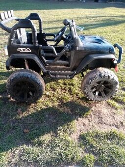 Dětské elektrické auto