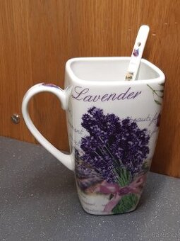 Hrnek levandule